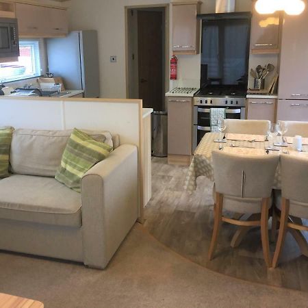 Honeydukes Holiday Lodge, Boat Of Garten, Aviemore Экстерьер фото