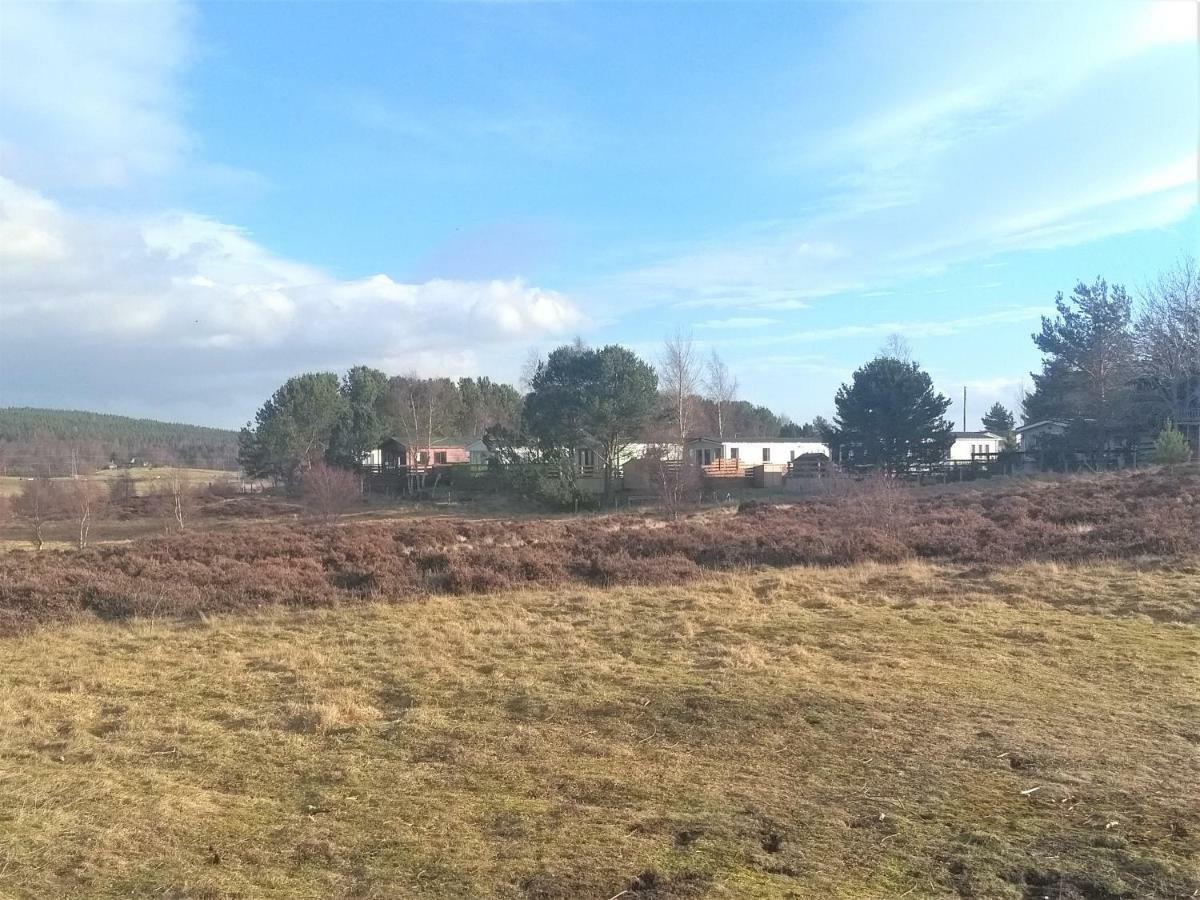 Honeydukes Holiday Lodge, Boat Of Garten, Aviemore Экстерьер фото